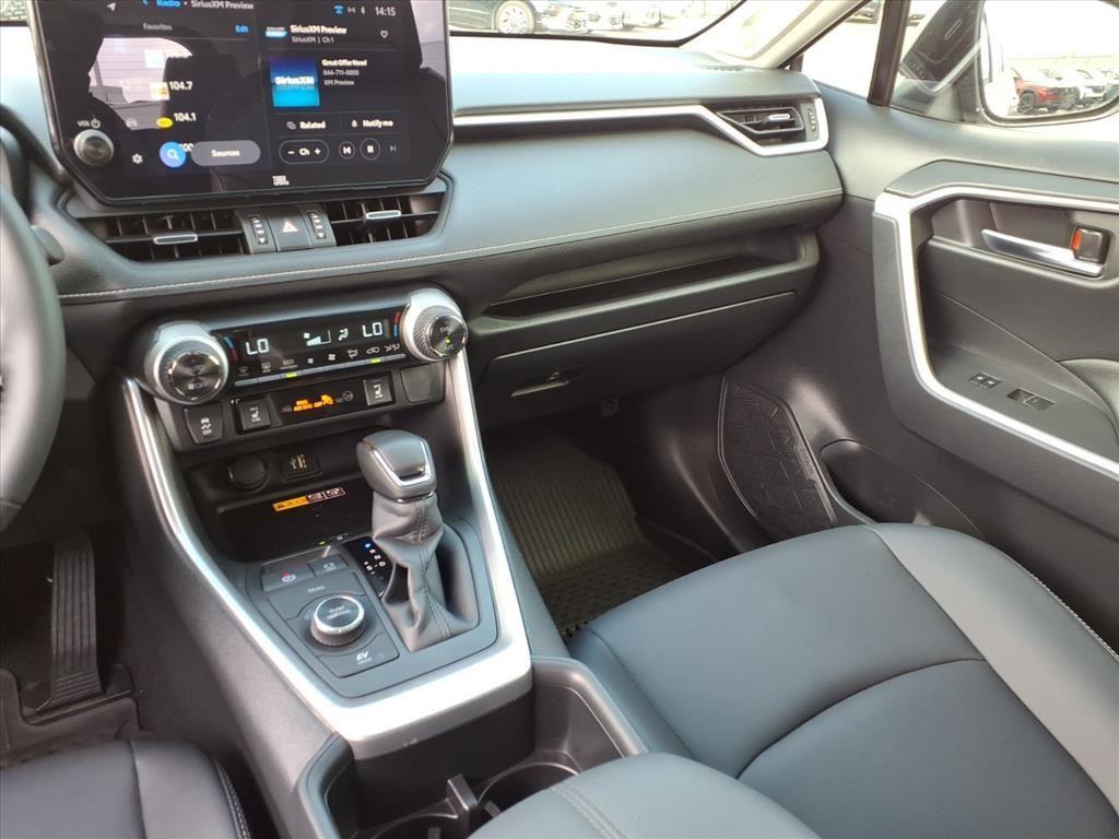 2025 Toyota RAV4 Hybrid XLE Premium