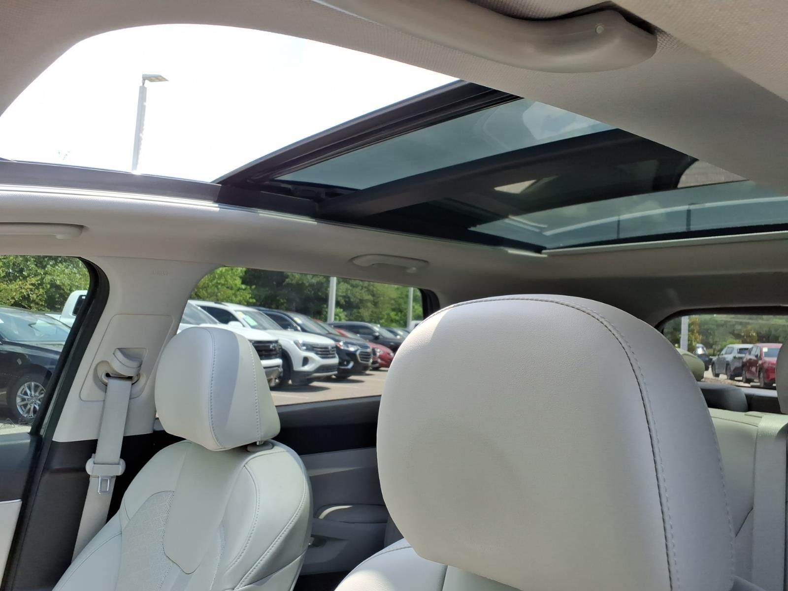 2023 Kia Sorento S