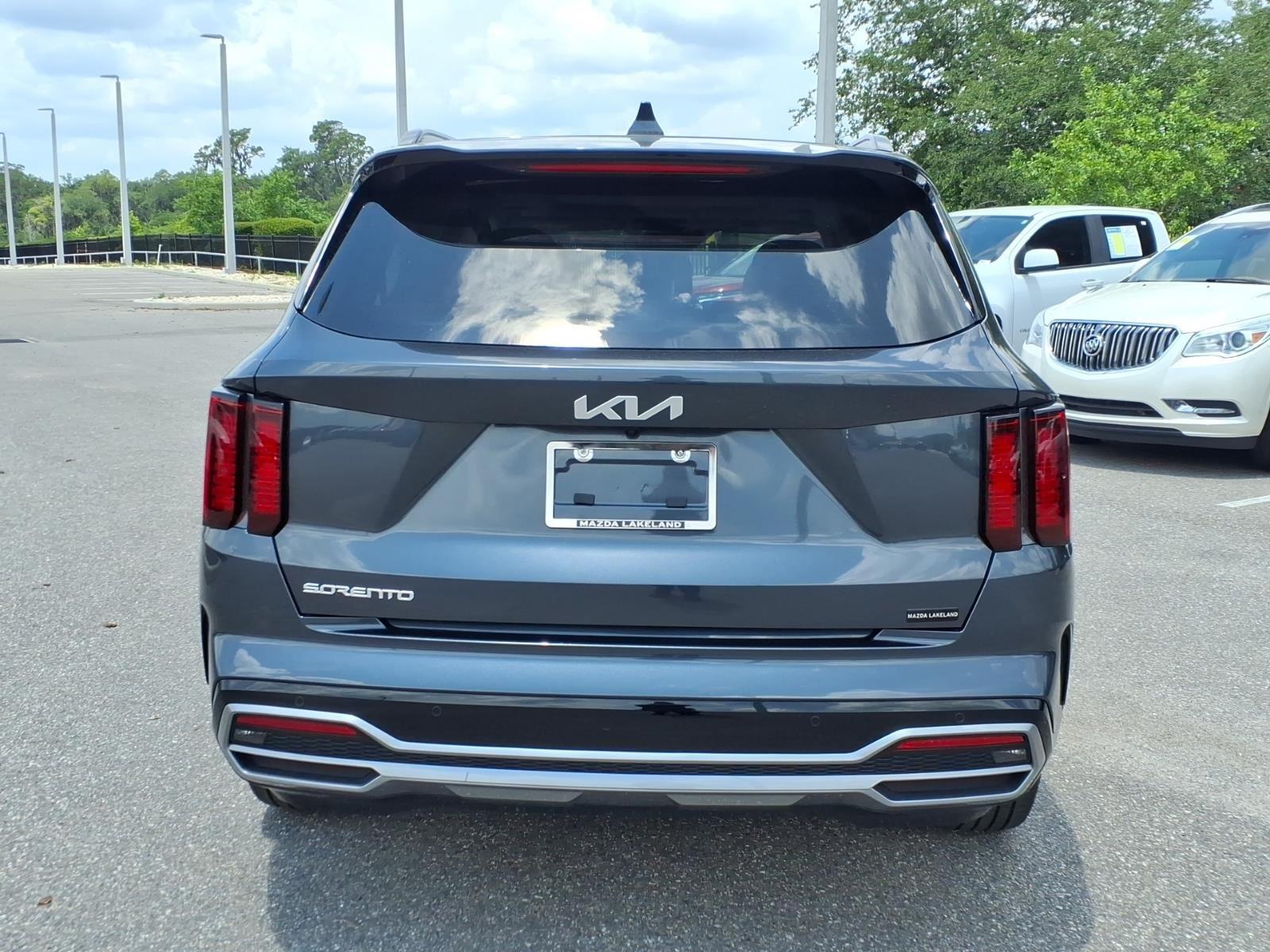 2023 Kia Sorento S