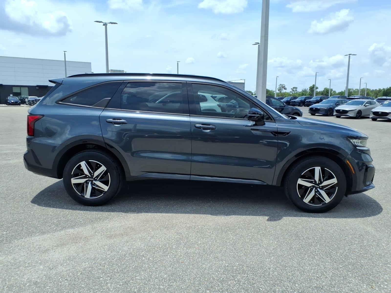 2023 Kia Sorento S