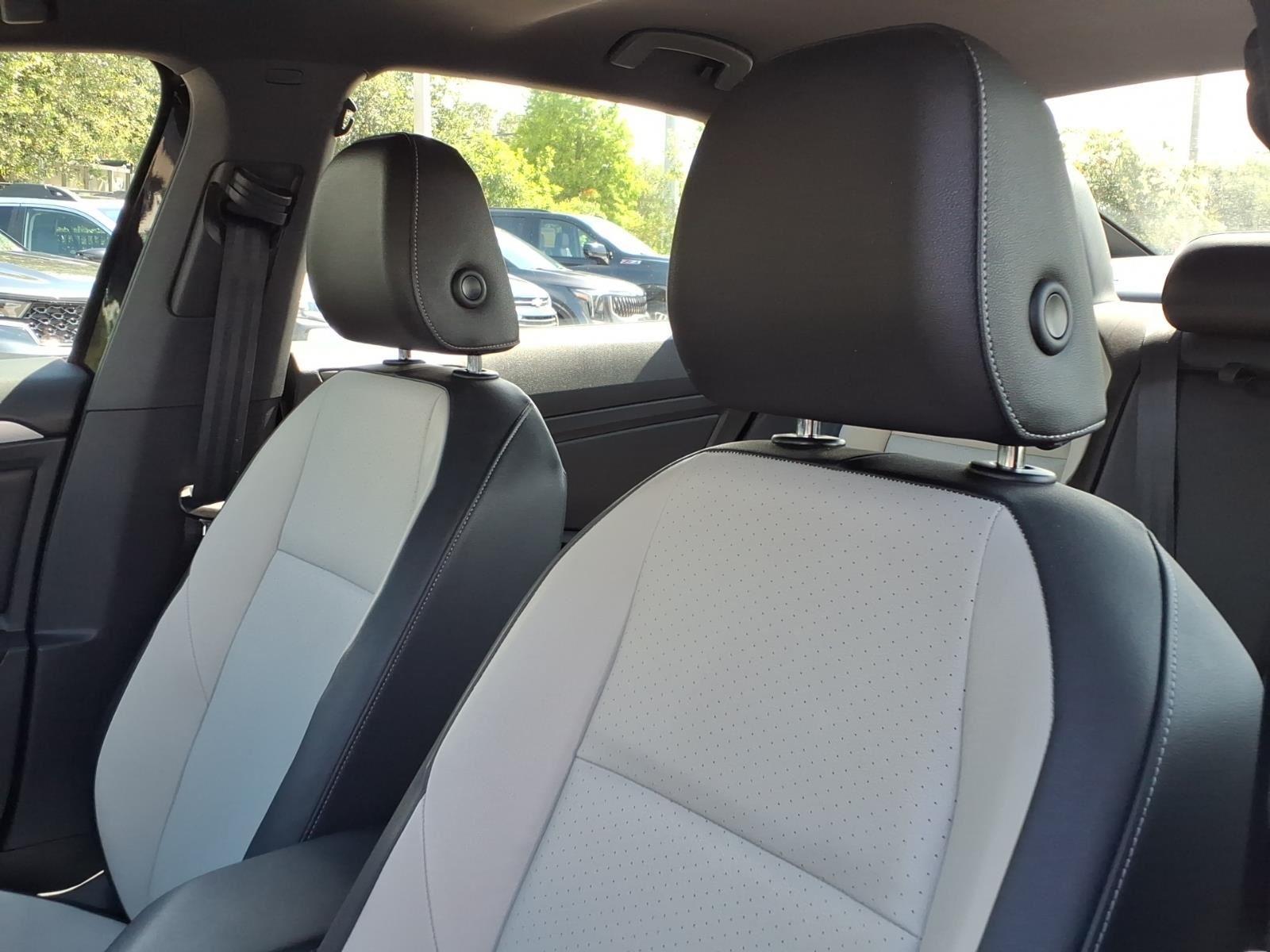 2019 Volkswagen Jetta R-Line