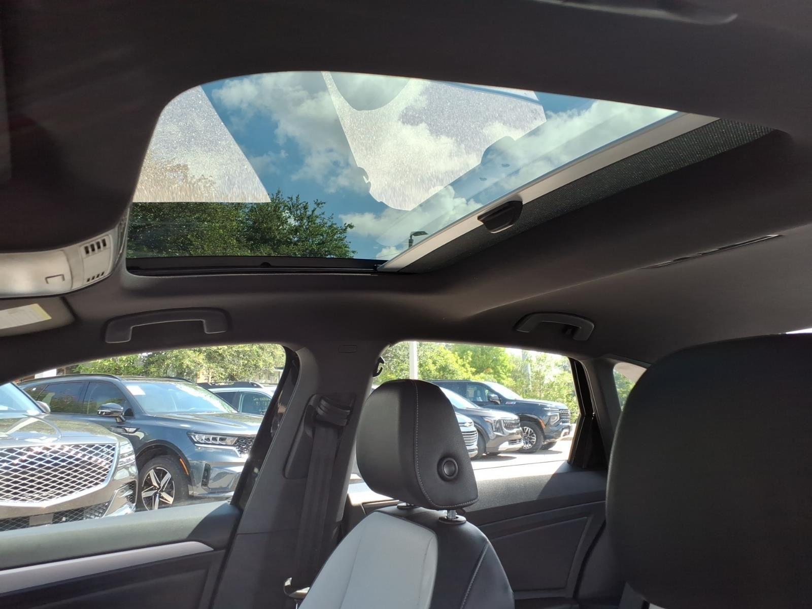 2019 Volkswagen Jetta R-Line