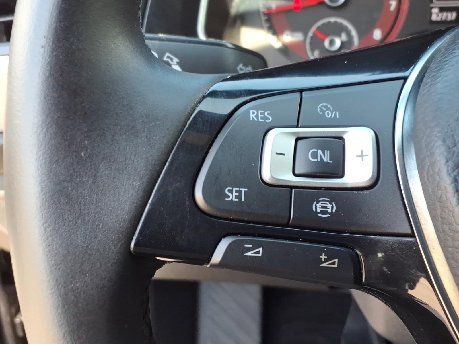 2019 Volkswagen Jetta R-Line