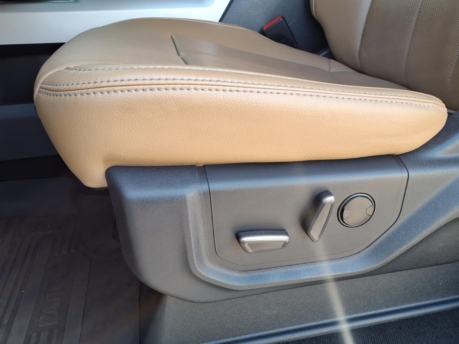 2022 Ford Super Duty F-250 SRW LARIAT
