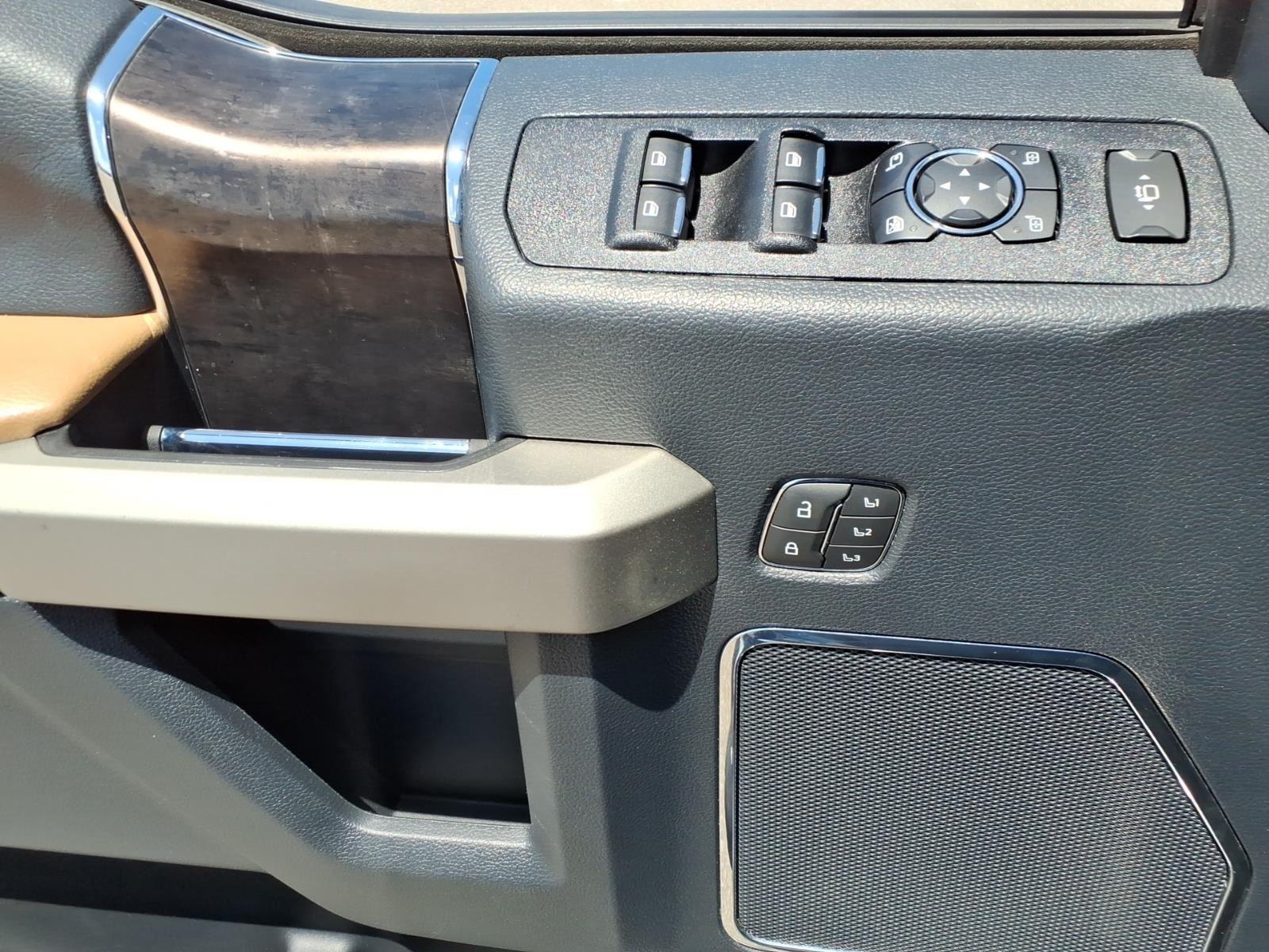 2022 Ford Super Duty F-250 SRW LARIAT