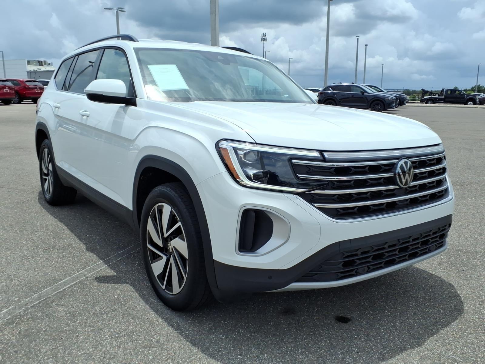 2025 Volkswagen Atlas 2.0T SE w/Technology