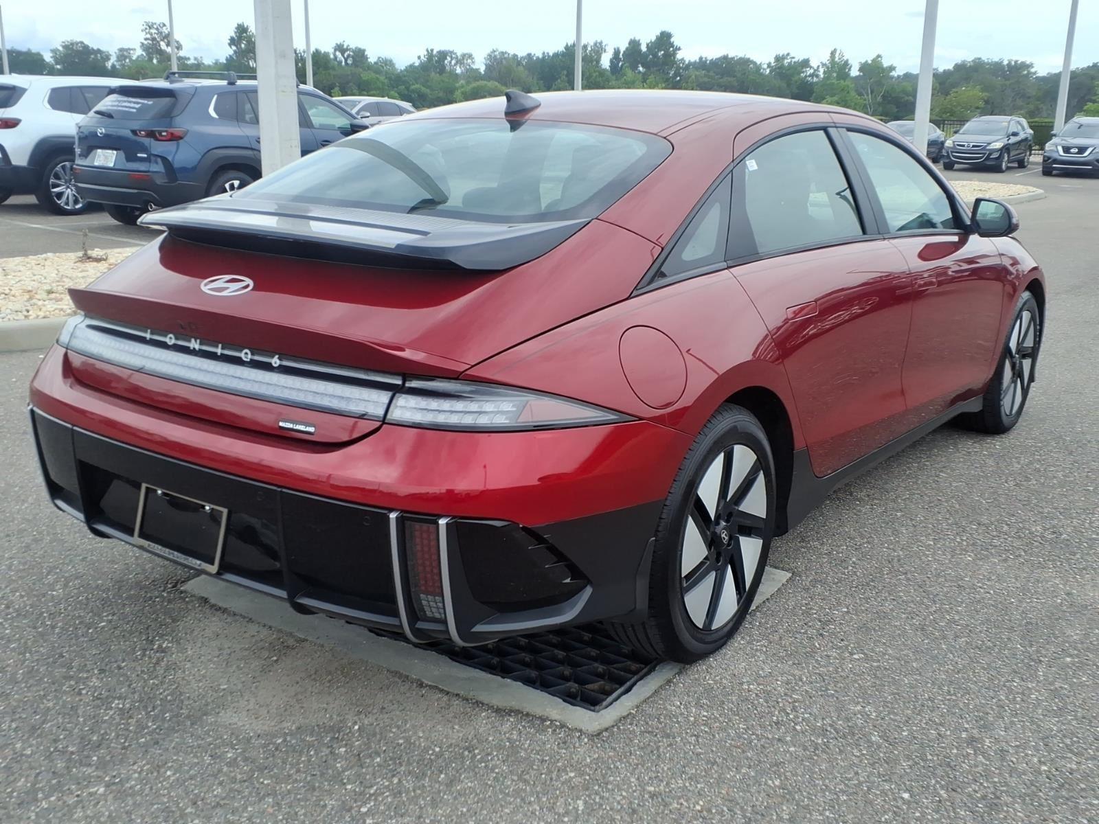 2024 Hyundai IONIQ 6 SE