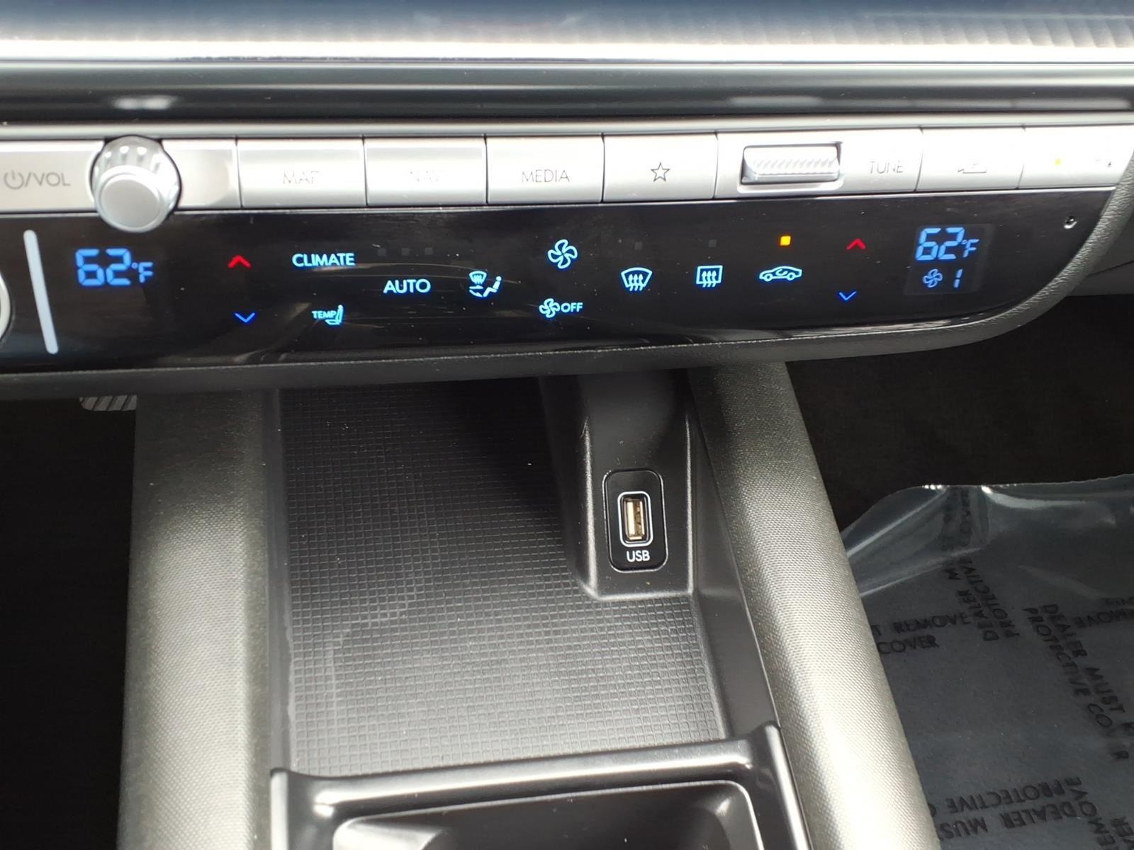 2024 Hyundai IONIQ 6 SE