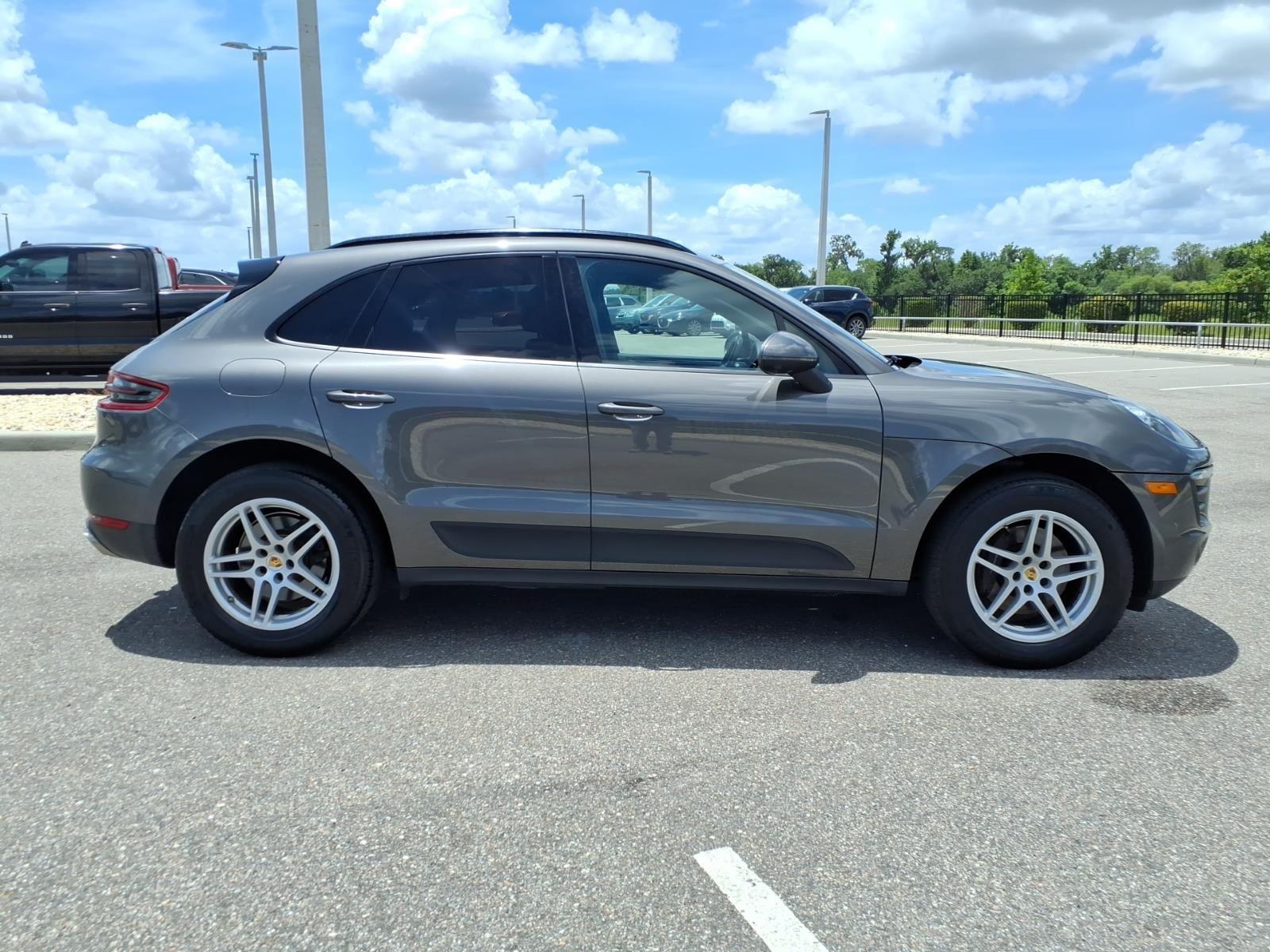 2018 Porsche Macan