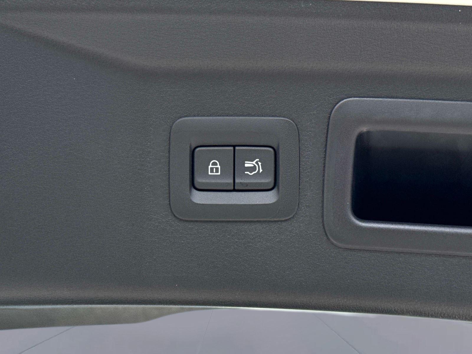 2026 Mazda CX-90 Select