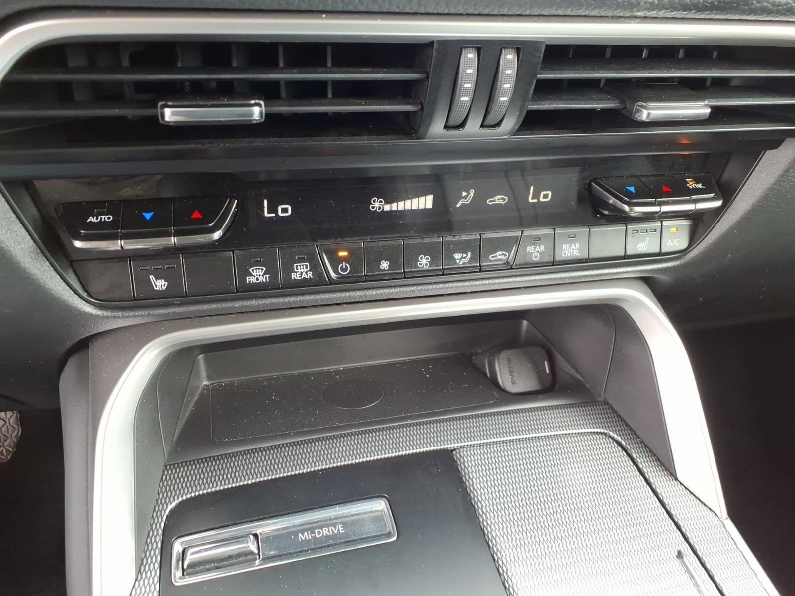 2025 Mazda CX-90 Preferred Package