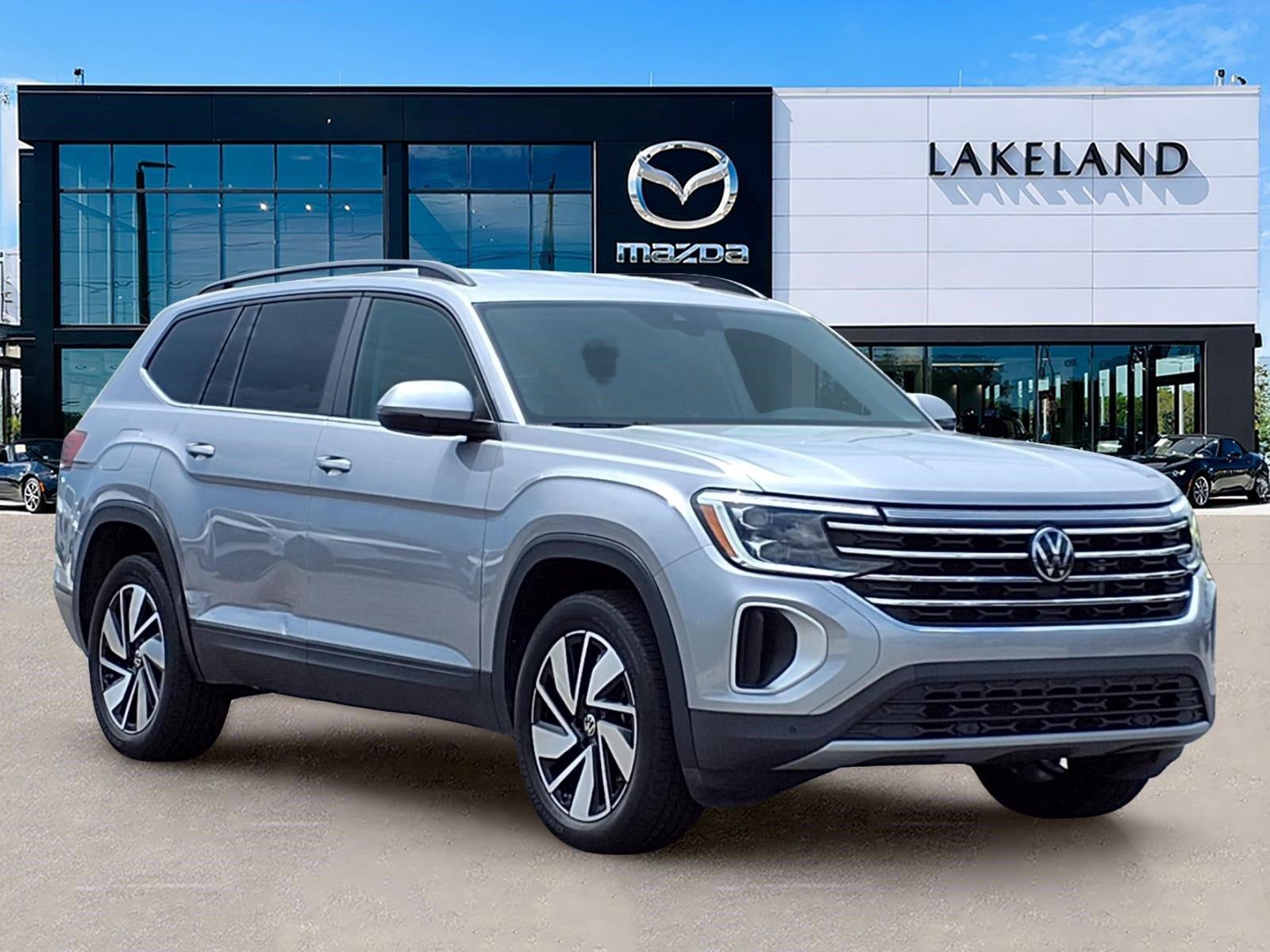2025 Volkswagen Atlas 2.0T SE w/Technology