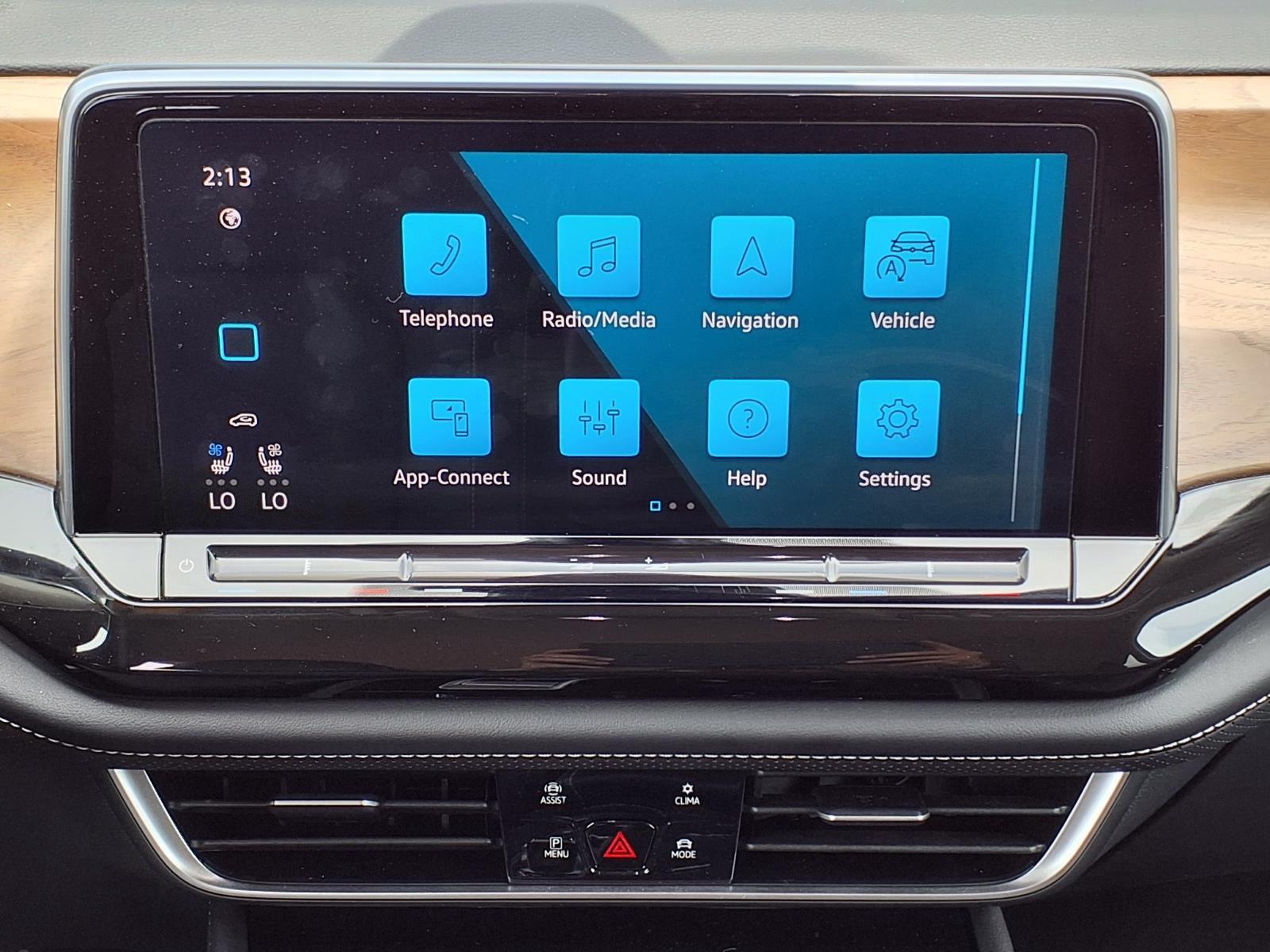 2025 Volkswagen Atlas 2.0T SE w/Technology