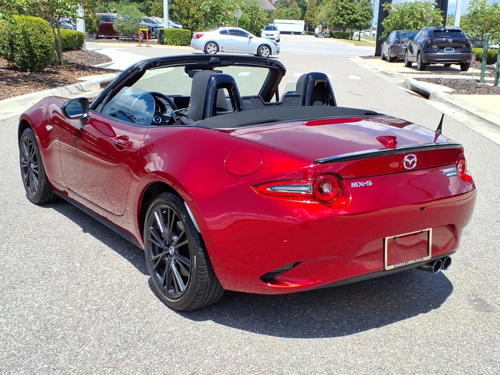 2025 Mazda MX-5 Miata Club