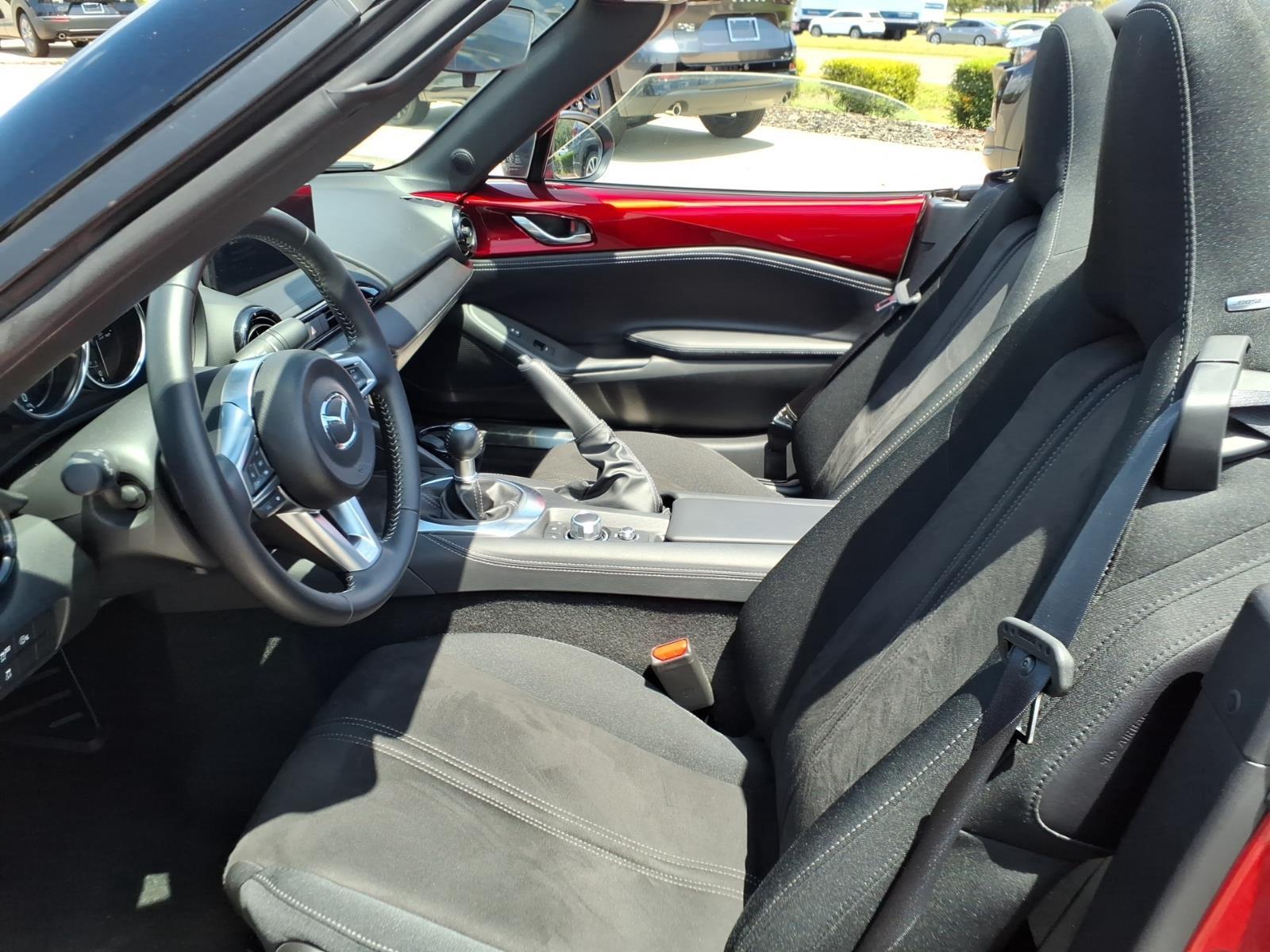2025 Mazda MX-5 Miata Club