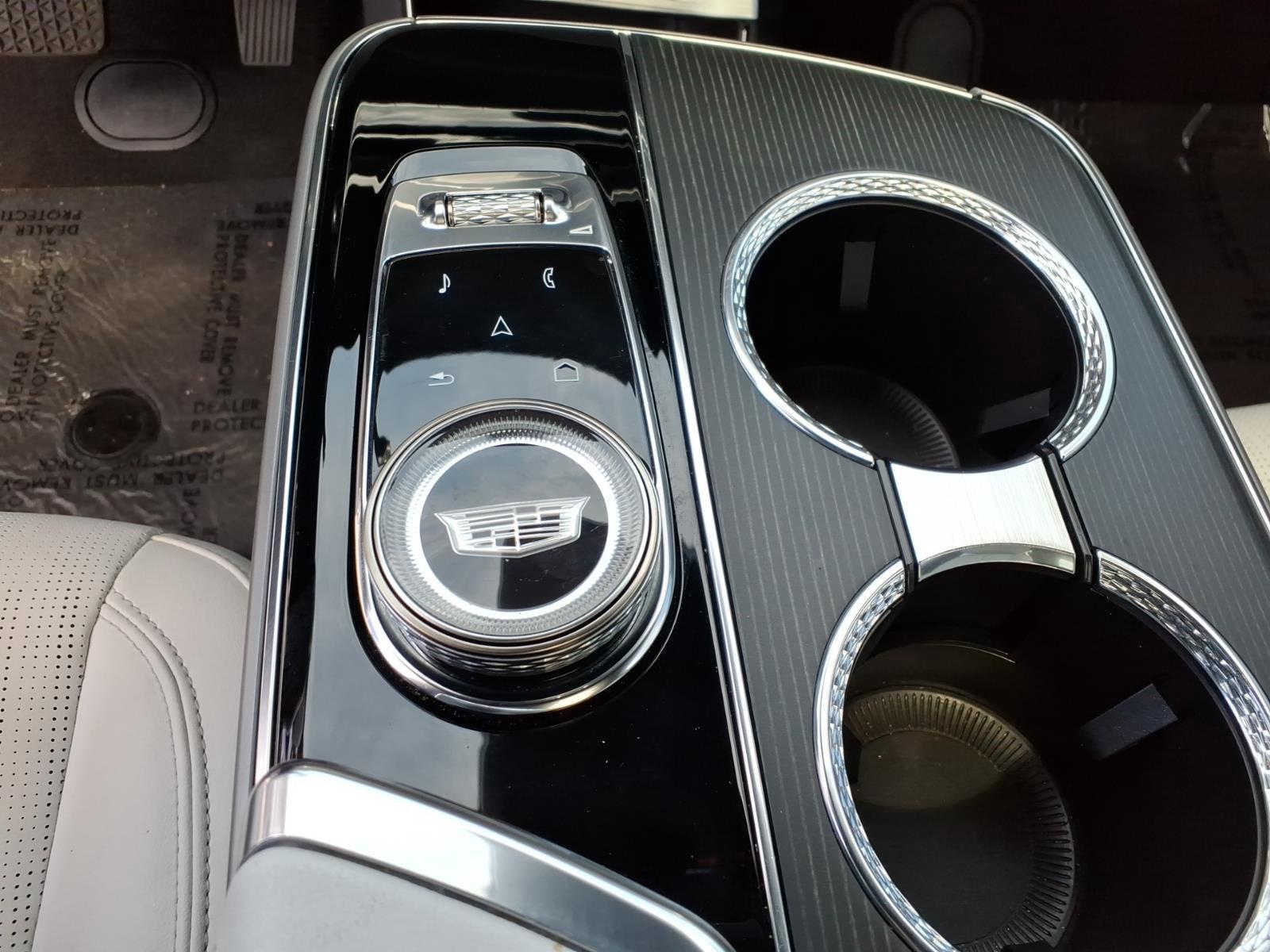 2024 Cadillac LYRIQ Sport