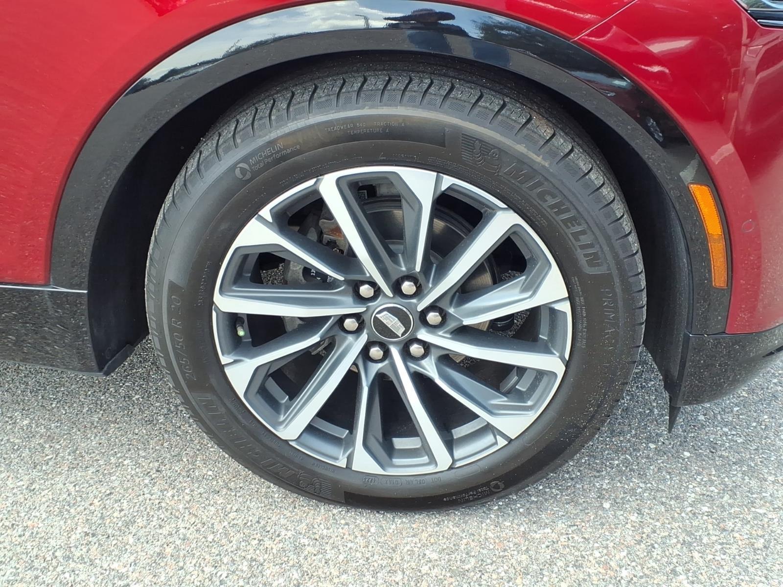 2024 Cadillac LYRIQ Sport