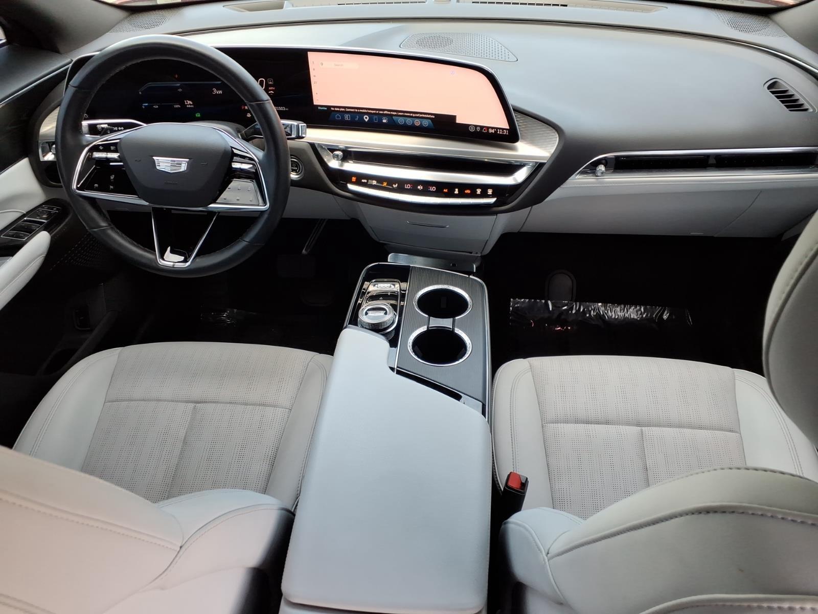 2024 Cadillac LYRIQ Sport