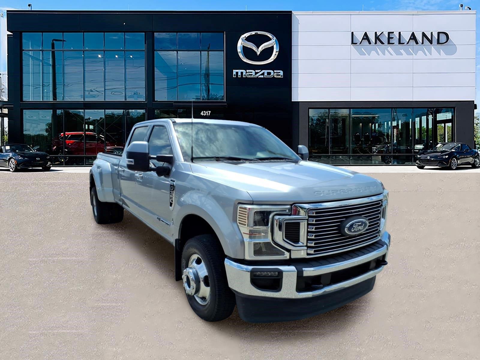 2022 Ford Super Duty F-350 DRW LARIAT