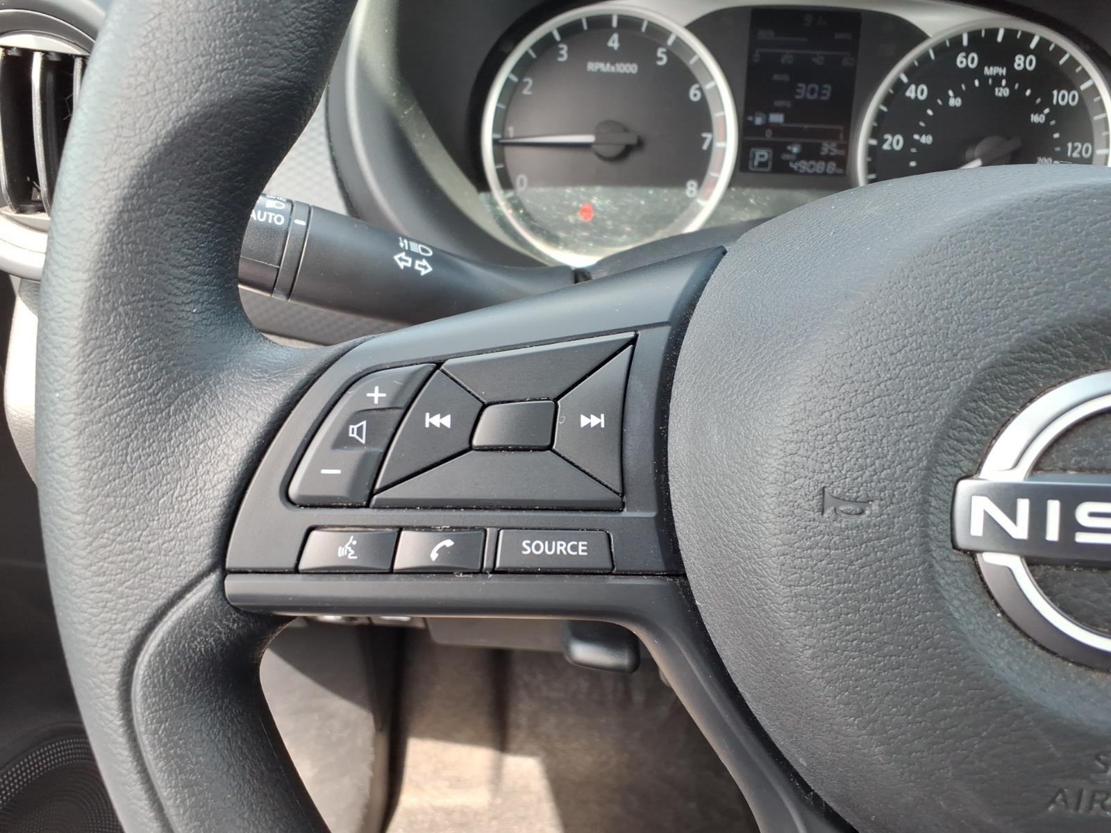 2023 Nissan Kicks S
