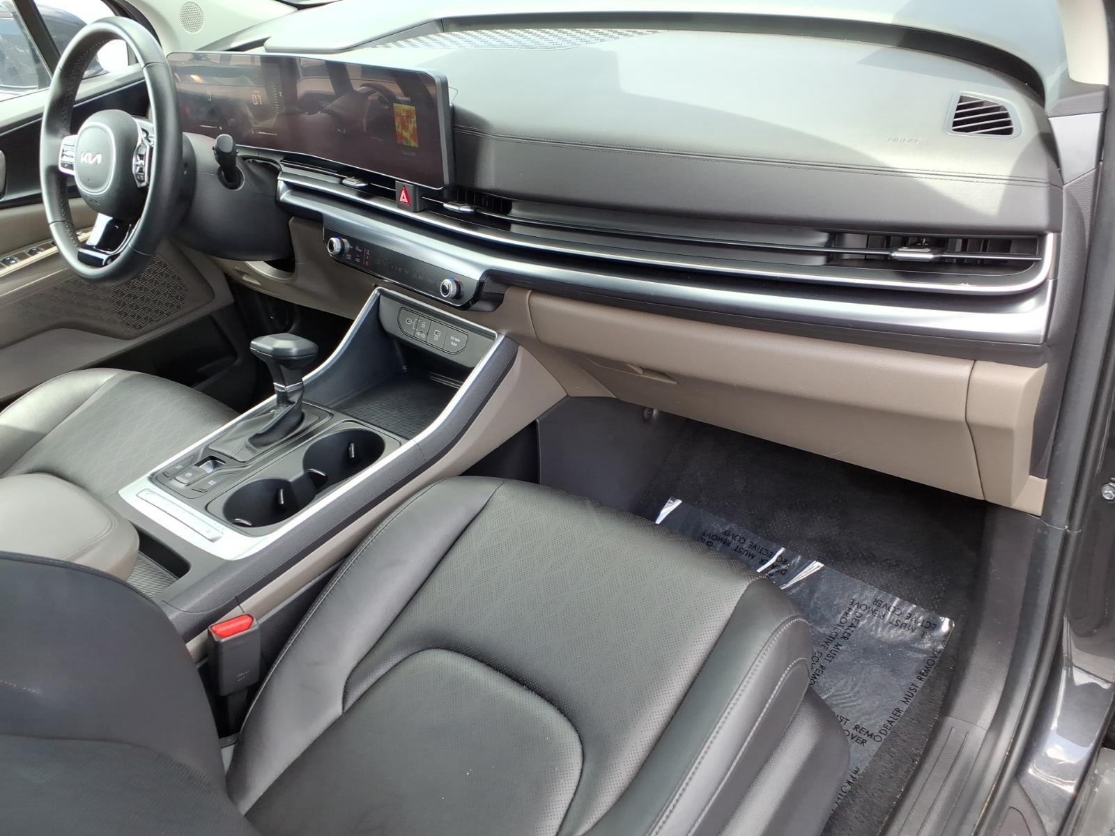 2025 Kia Carnival LXS