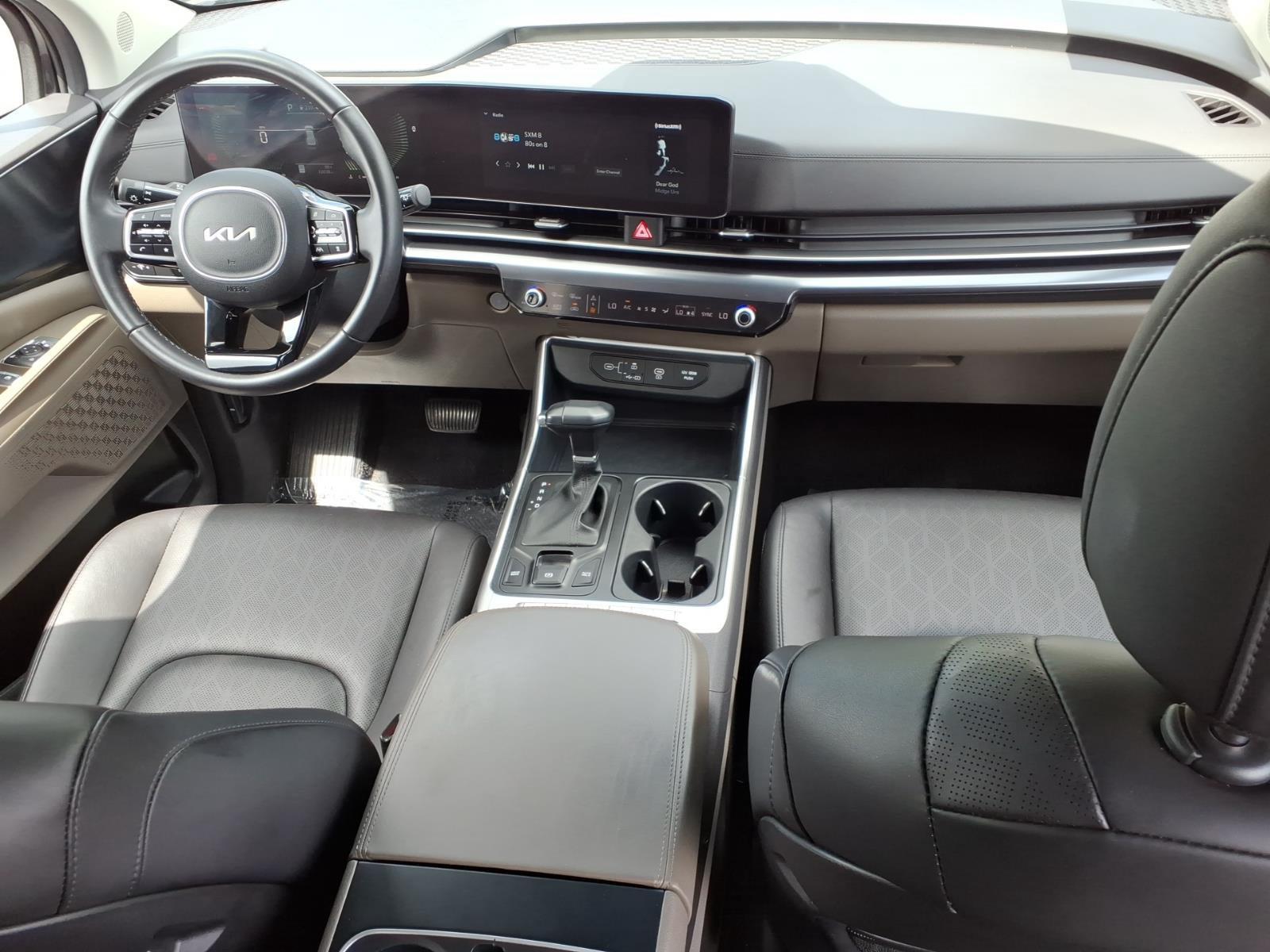 2025 Kia Carnival LXS