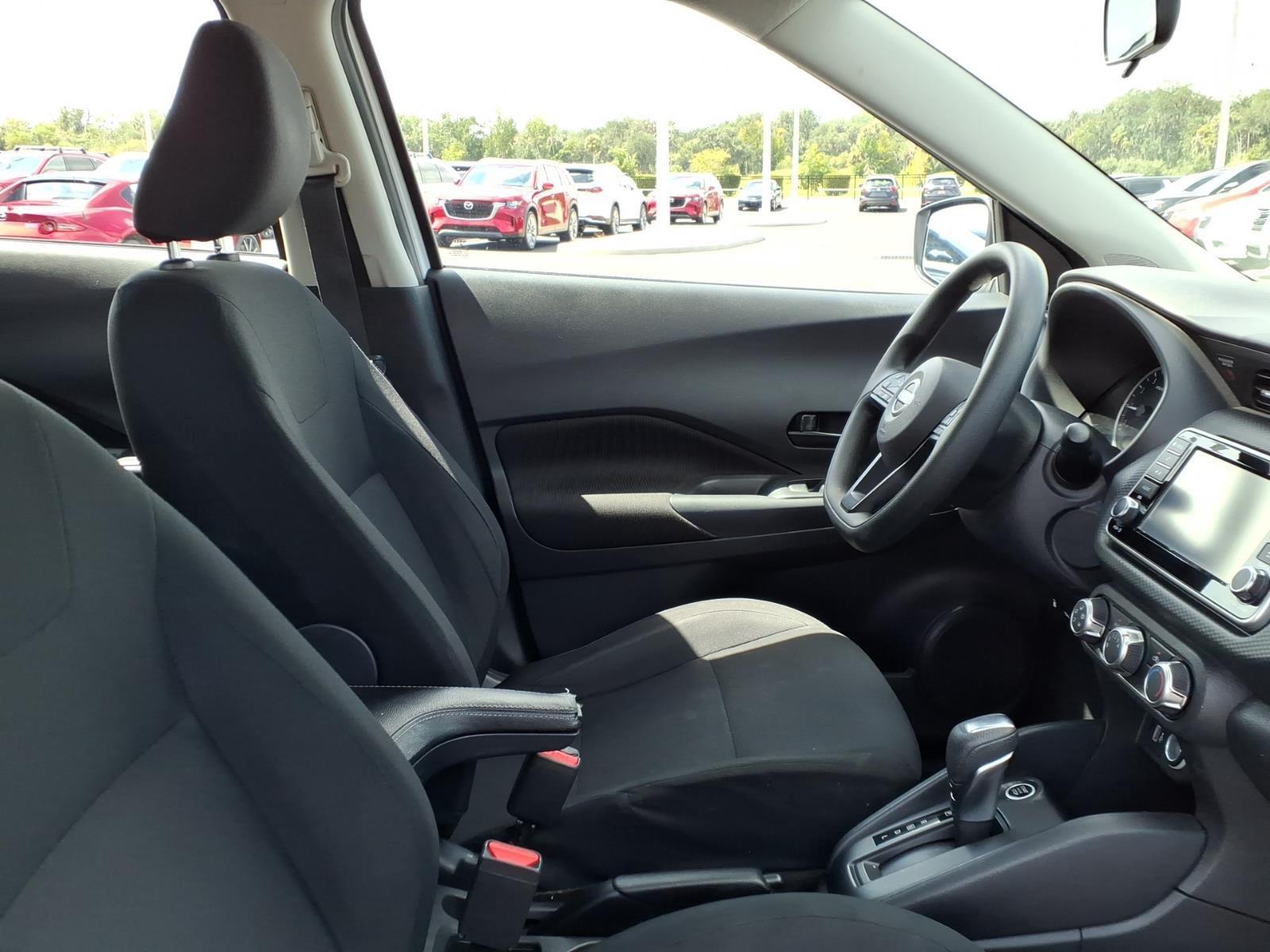 2023 Nissan Kicks S