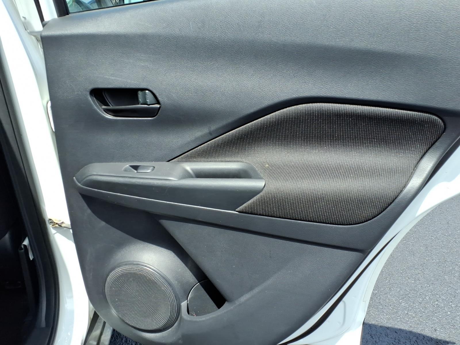 2023 Nissan Kicks S