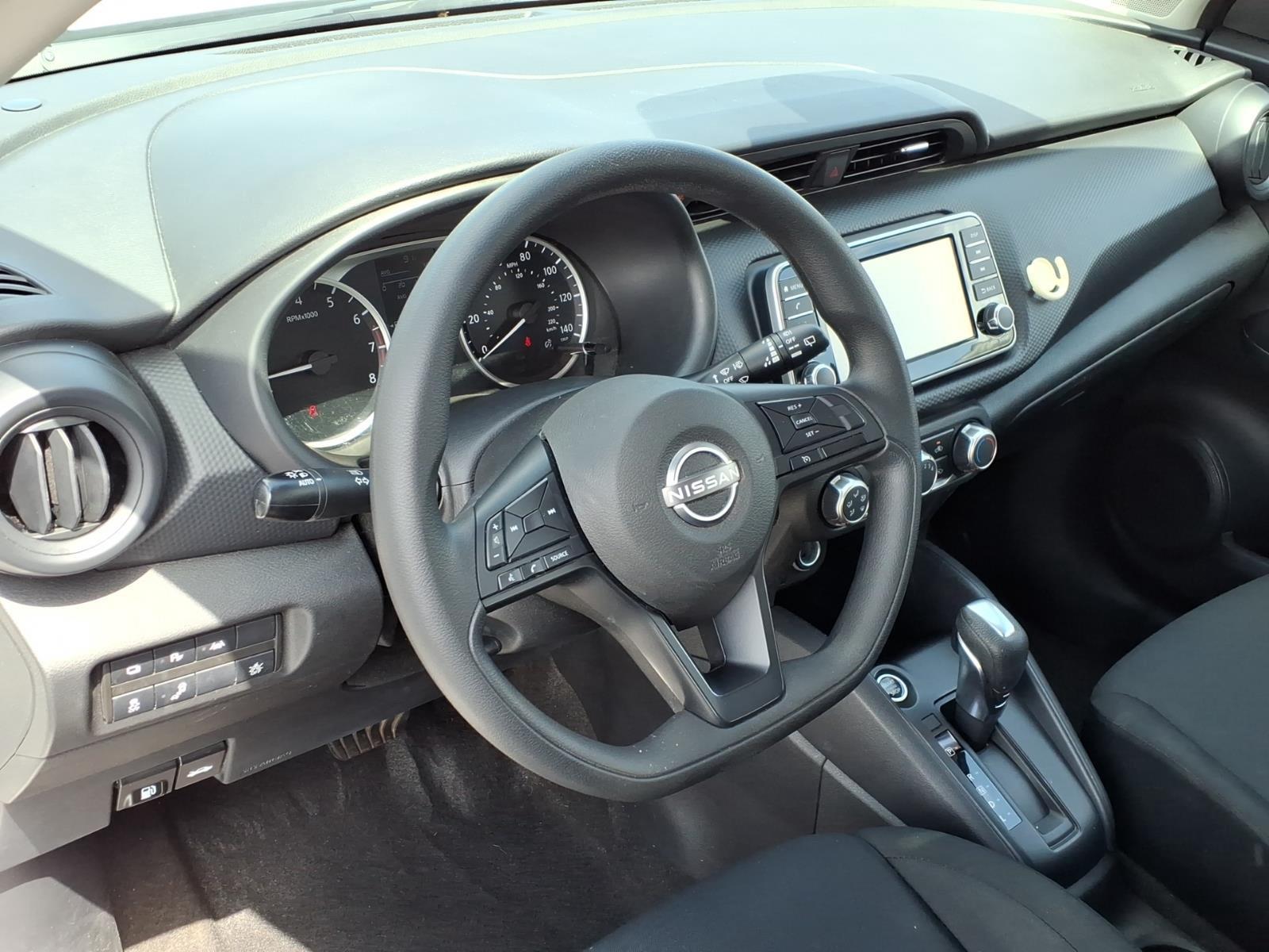 2023 Nissan Kicks S