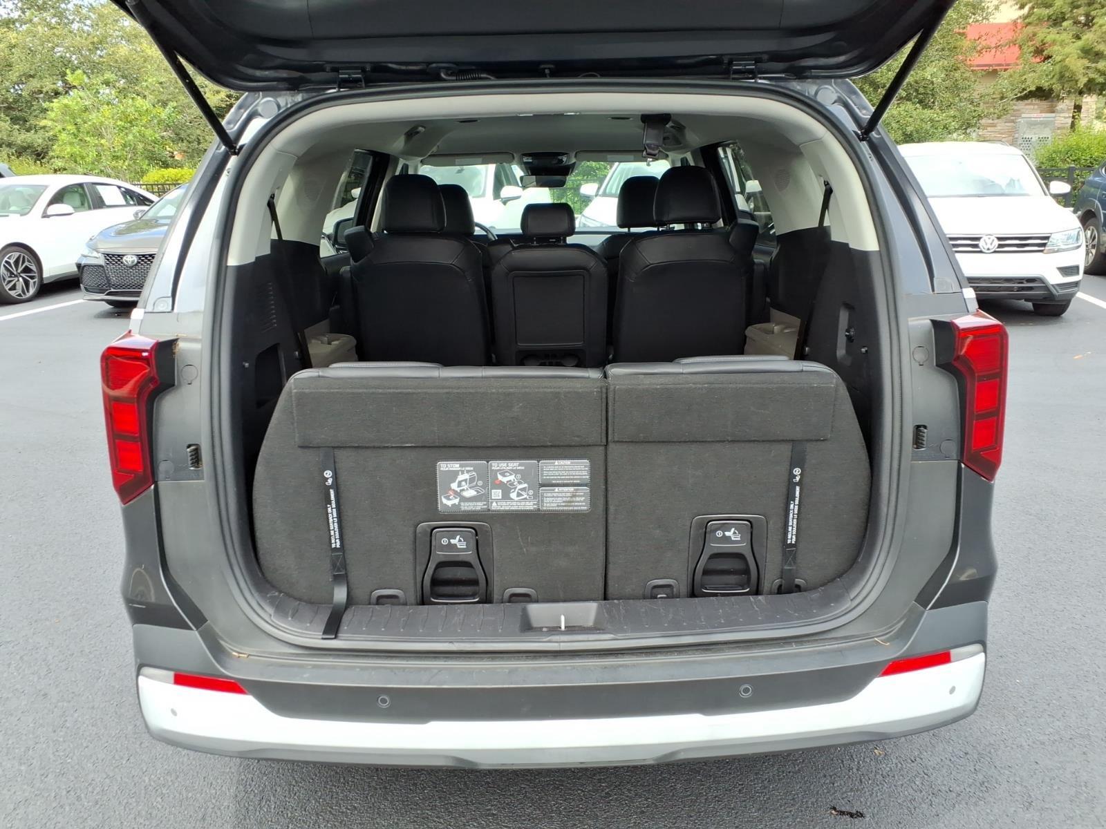 2025 Kia Carnival LXS