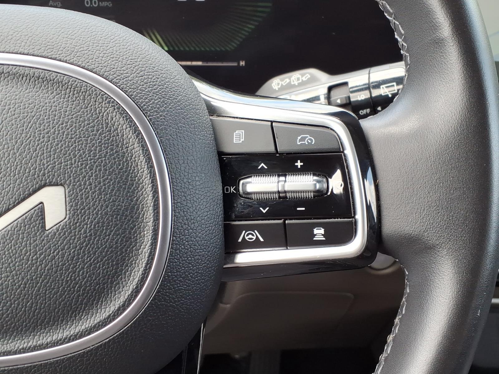 2025 Kia Carnival LXS