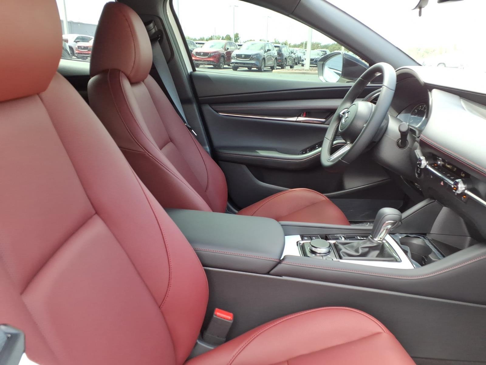 2026 Mazda Mazda3 Hatchback 2.5 S Carbon Edition
