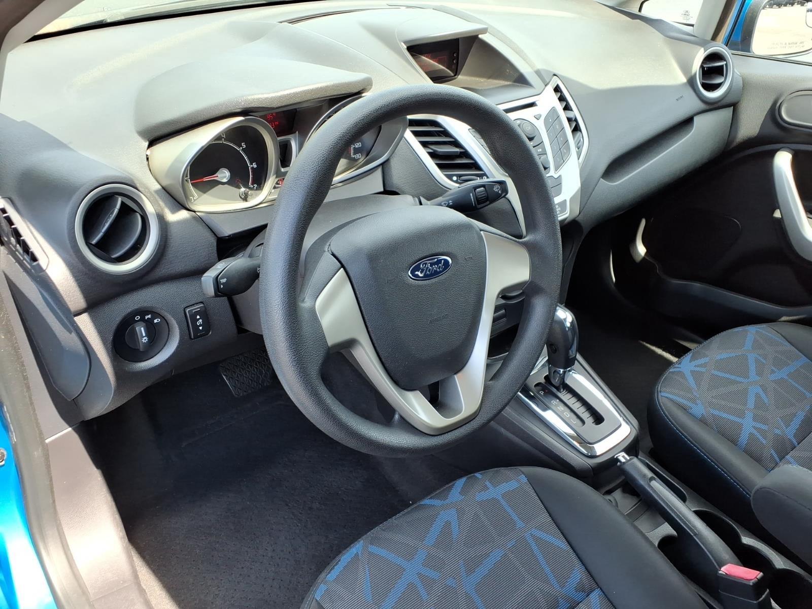 2012 Ford Fiesta SE