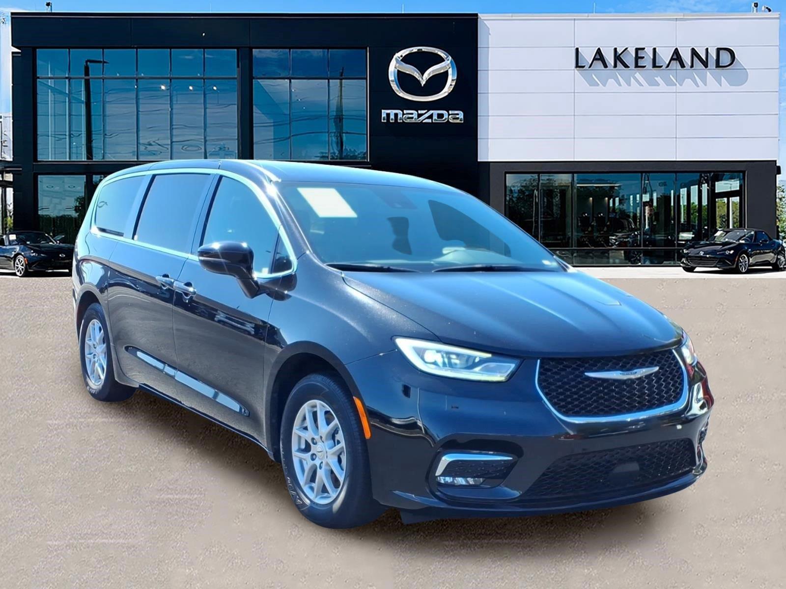 2025 Chrysler Pacifica