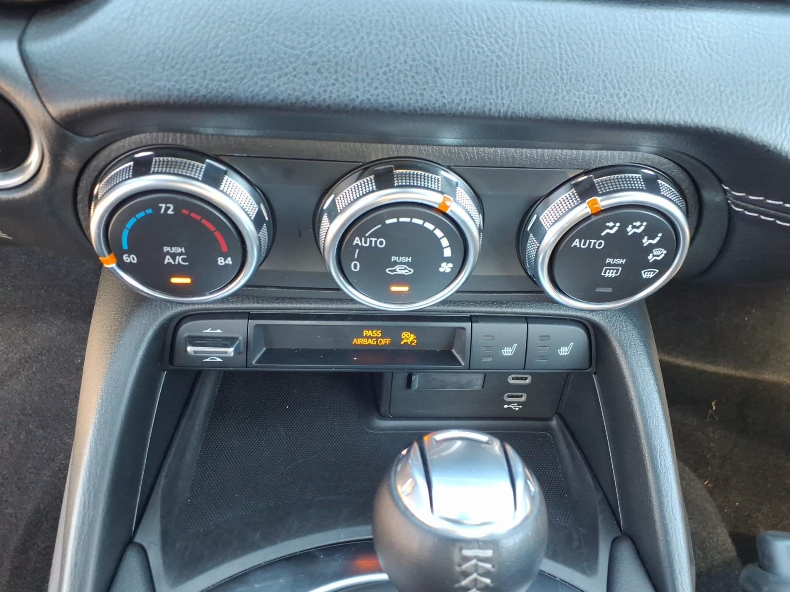 2025 Mazda MX-5 Miata RF Grand Touring