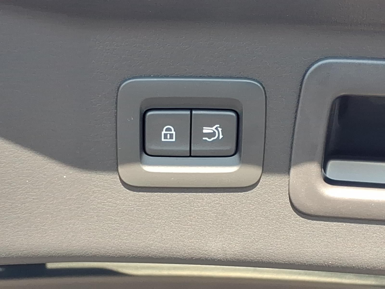 2026 Mazda CX-90 Select