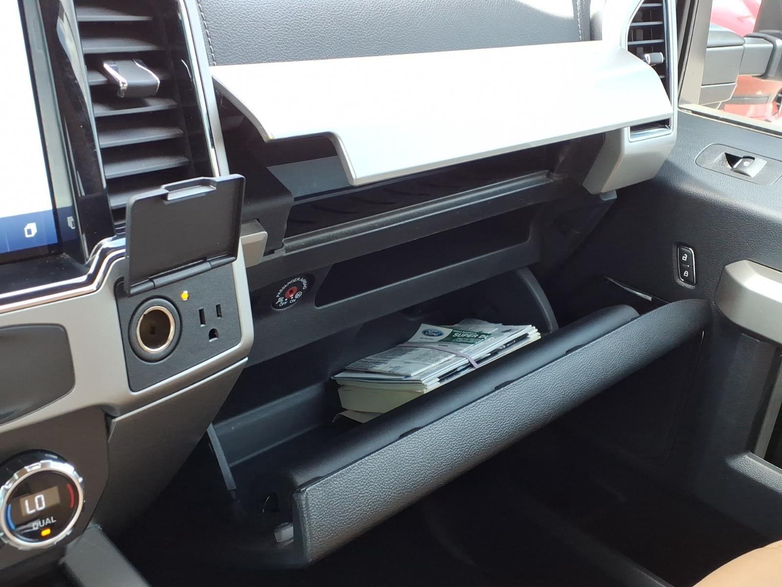2022 Ford Super Duty F-350 DRW LARIAT