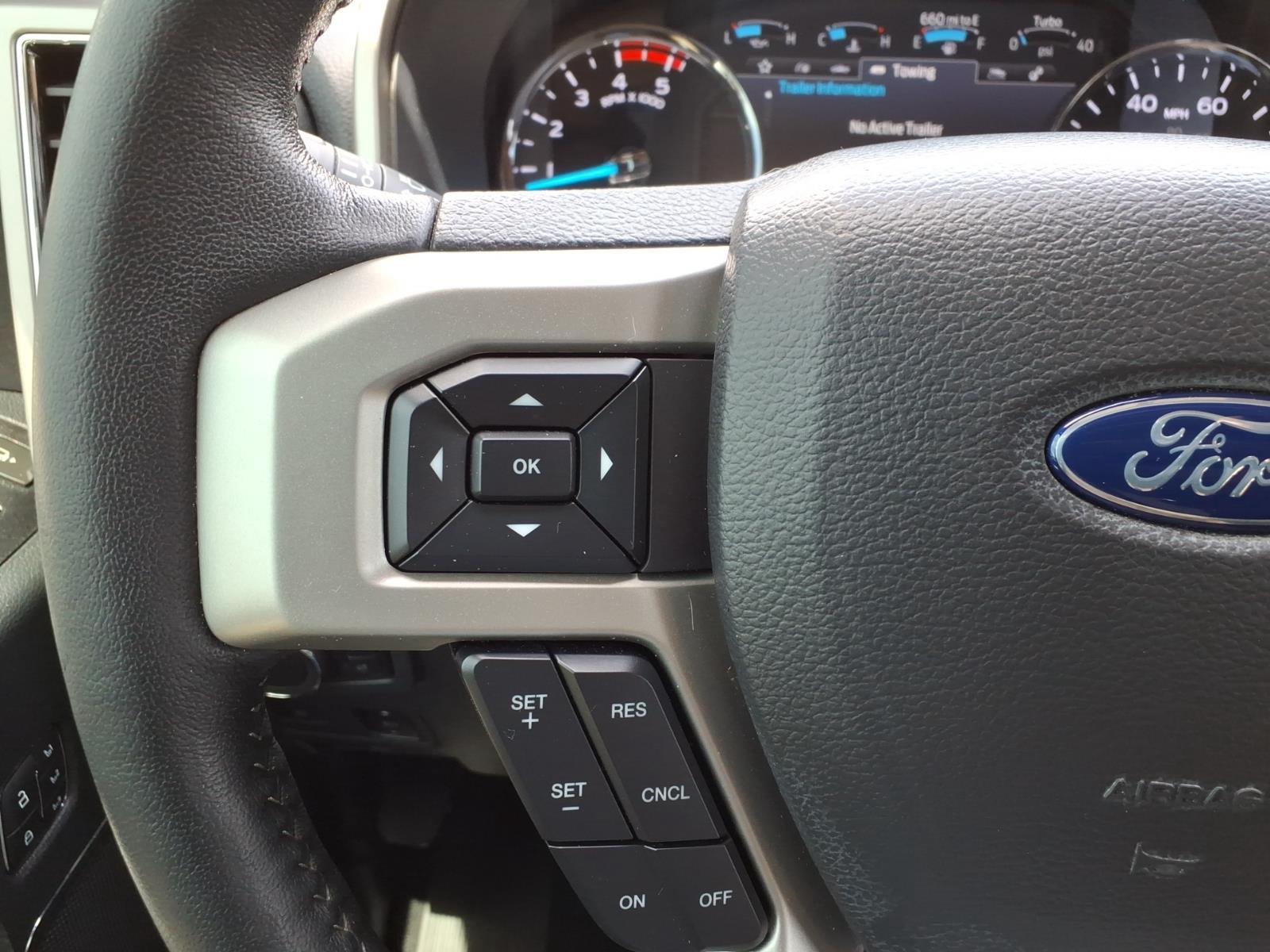 2022 Ford Super Duty F-350 DRW LARIAT