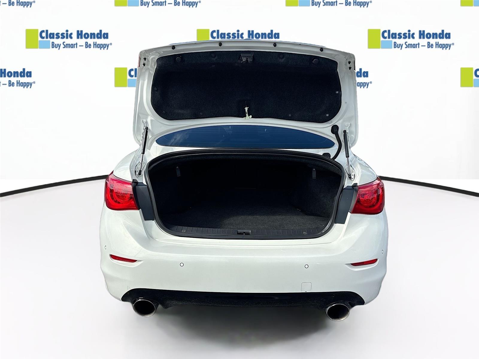 2015 INFINITI Q50 Sport