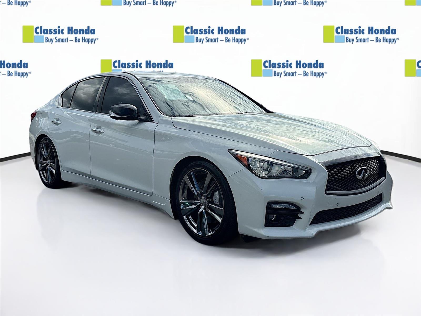 2015 INFINITI Q50 Sport