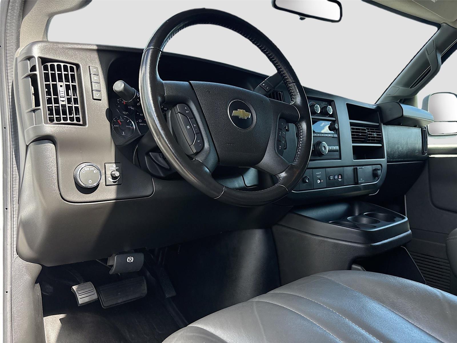 2023 Chevrolet Express Cargo Van