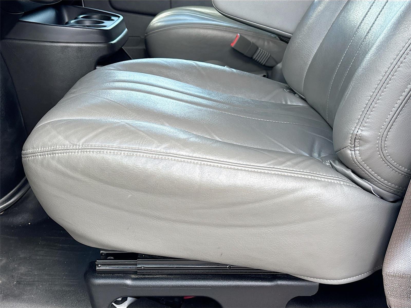 2023 Chevrolet Express Cargo Van