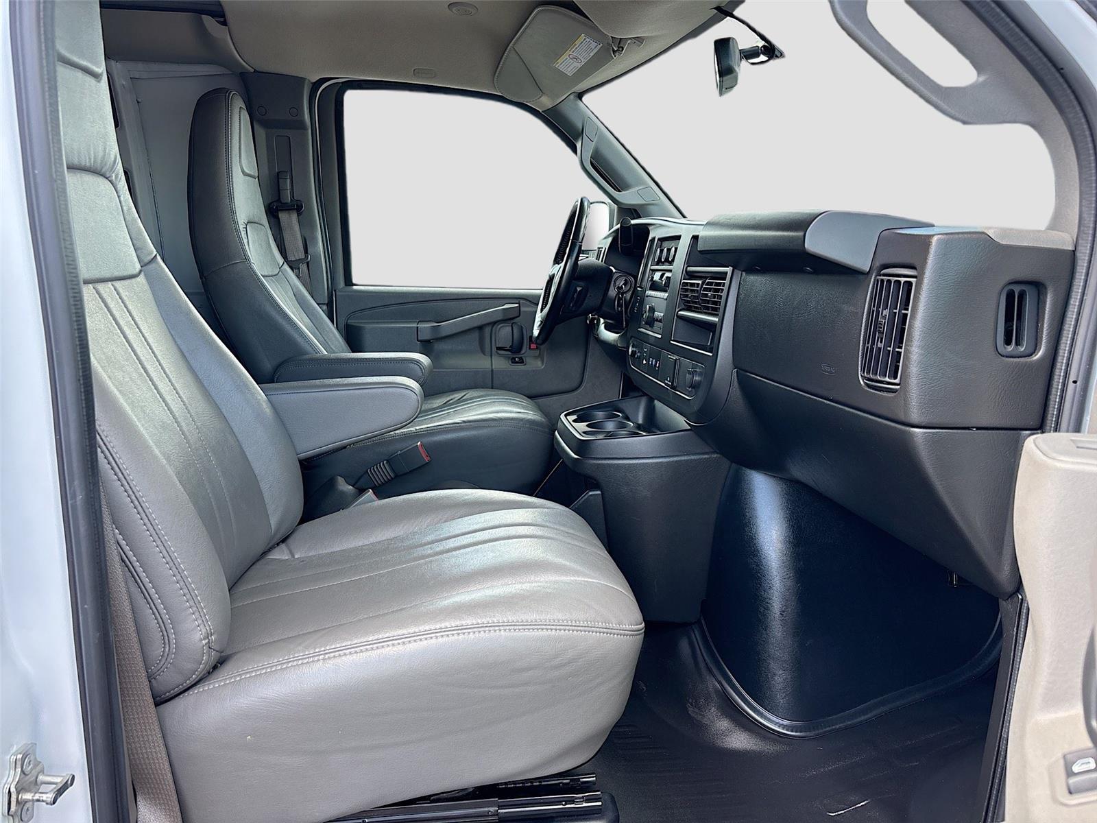 2023 Chevrolet Express Cargo Van