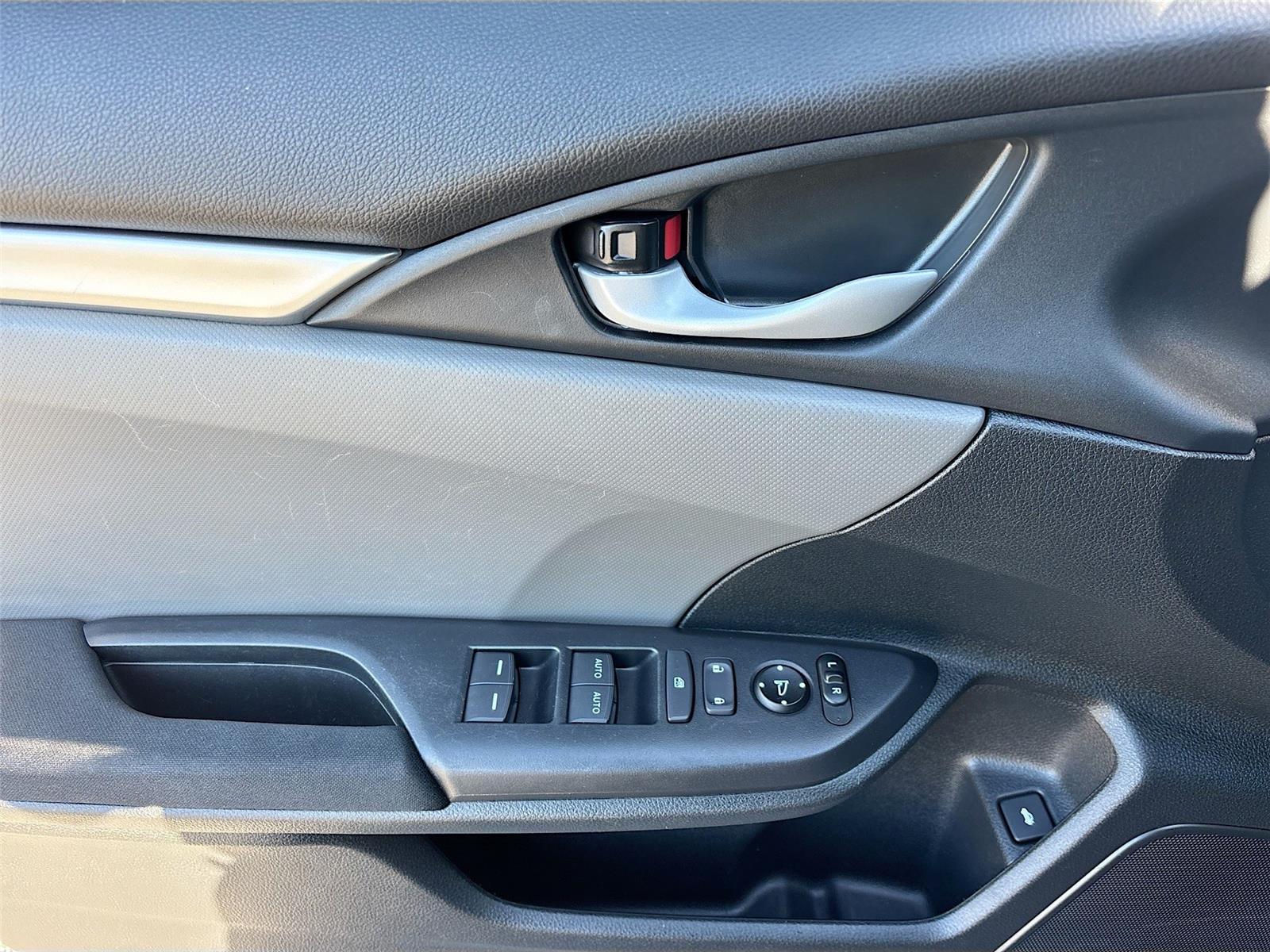 2020 Honda Civic Sedan LX