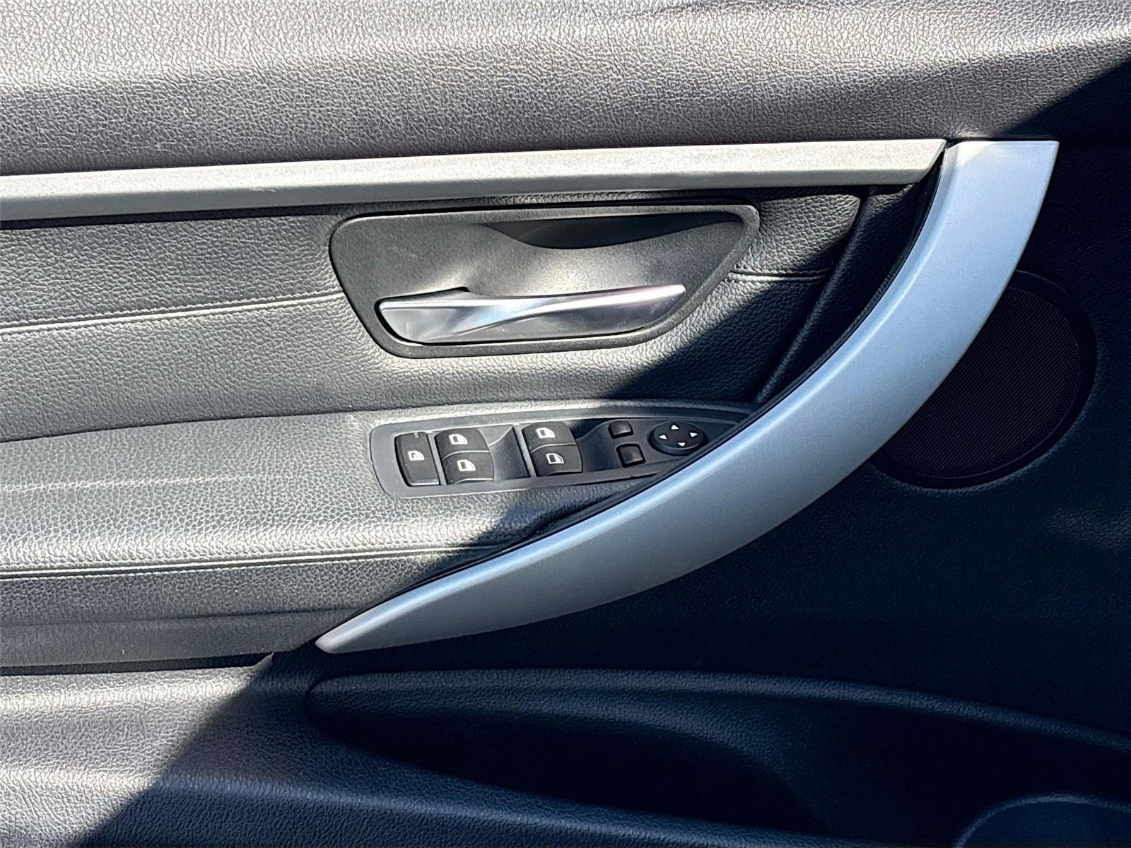 2013 BMW 3 Series 328i