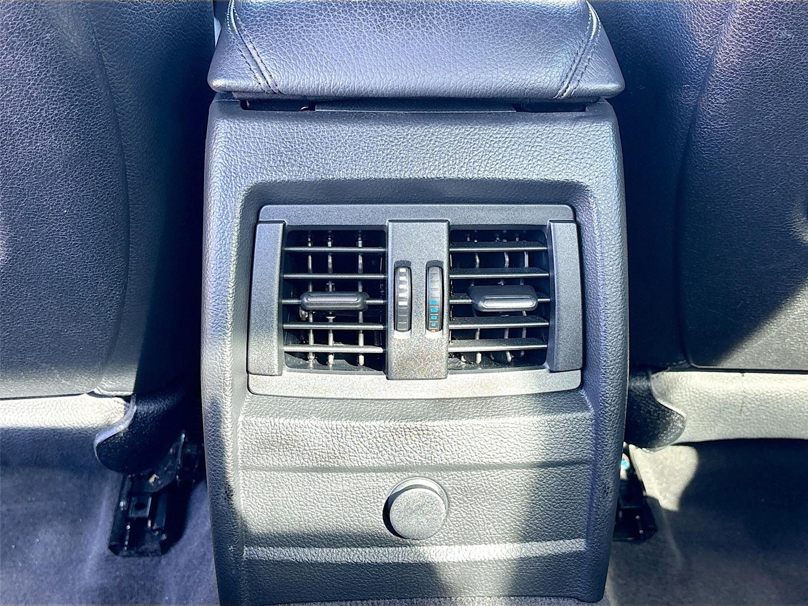 2013 BMW 3 Series 328i