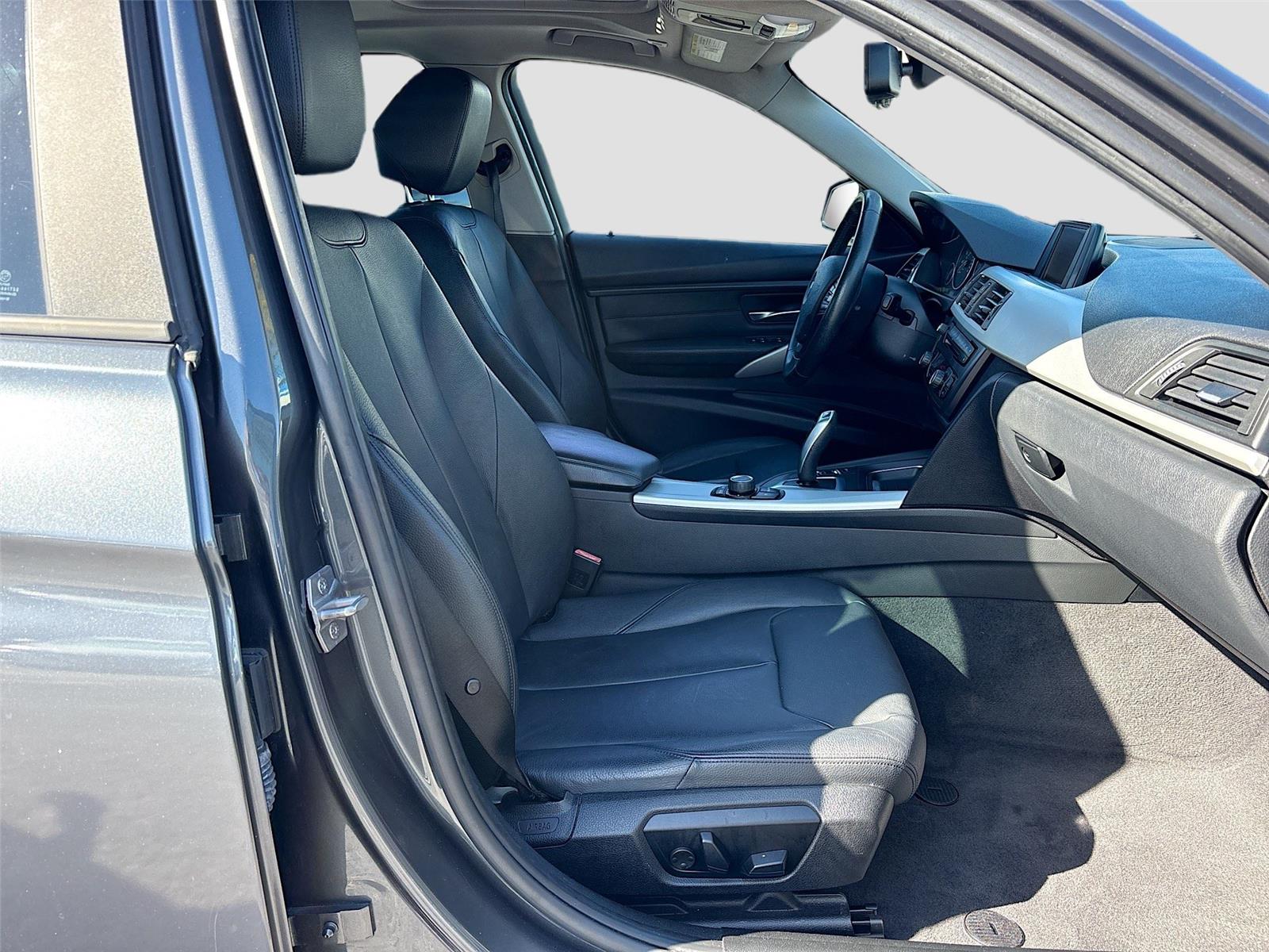 2013 BMW 3 Series 328i