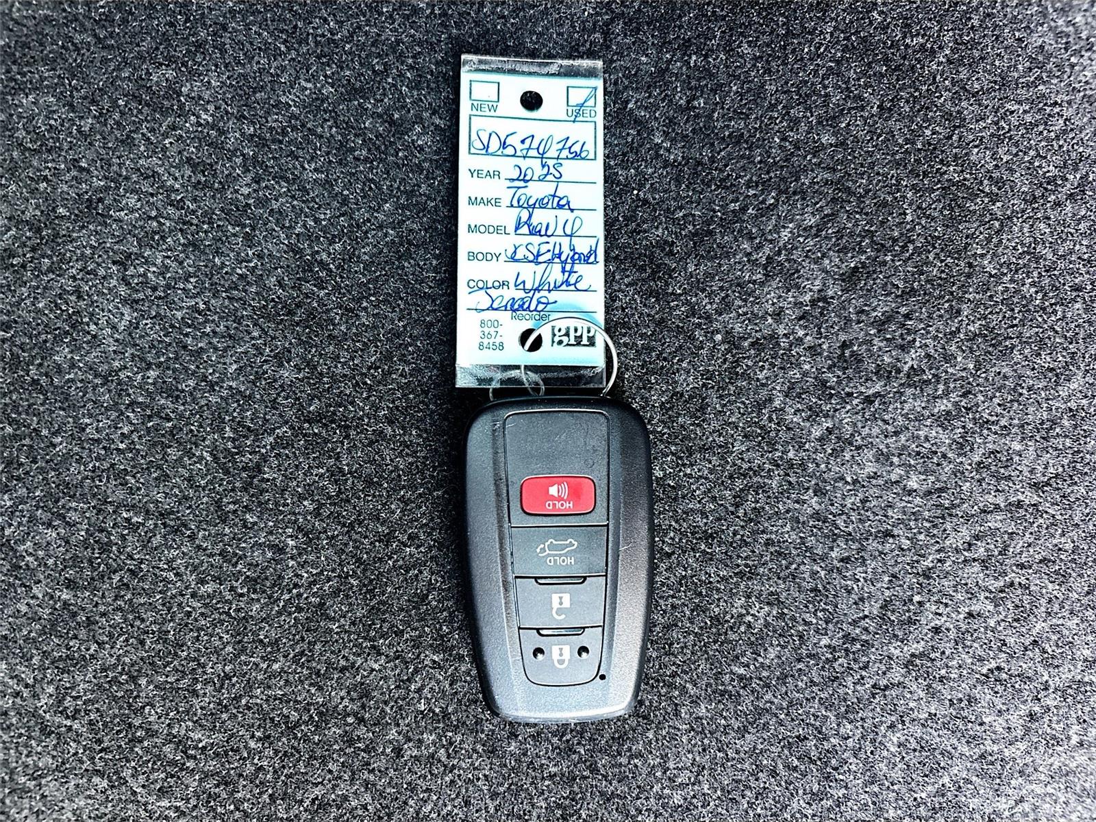 2025 Toyota RAV4 Hybrid XSE