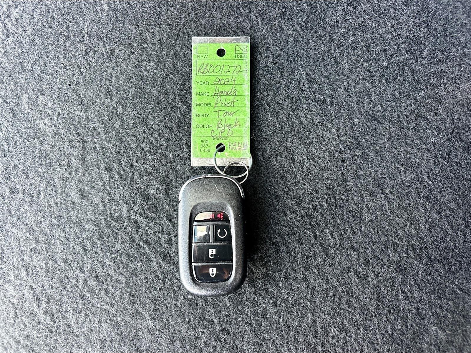 2024 Honda Pilot Touring