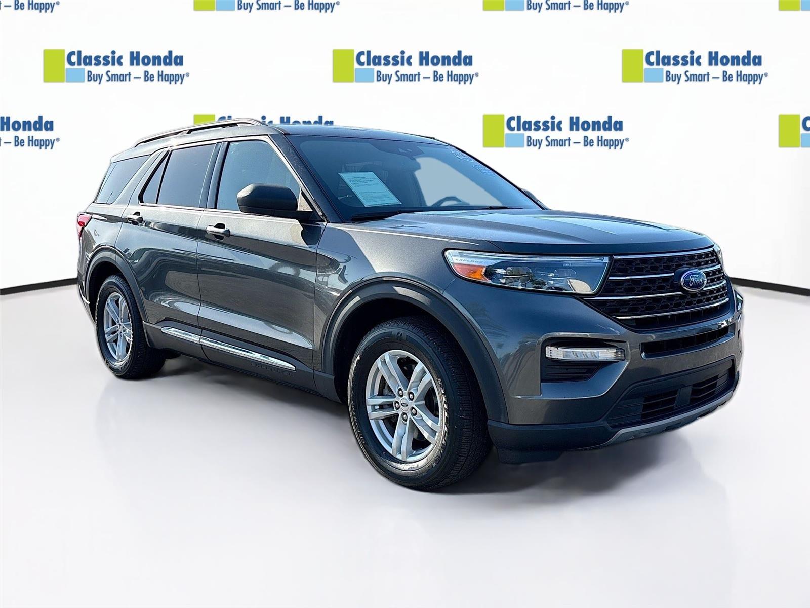 2020 Ford Explorer XLT RWD's photo